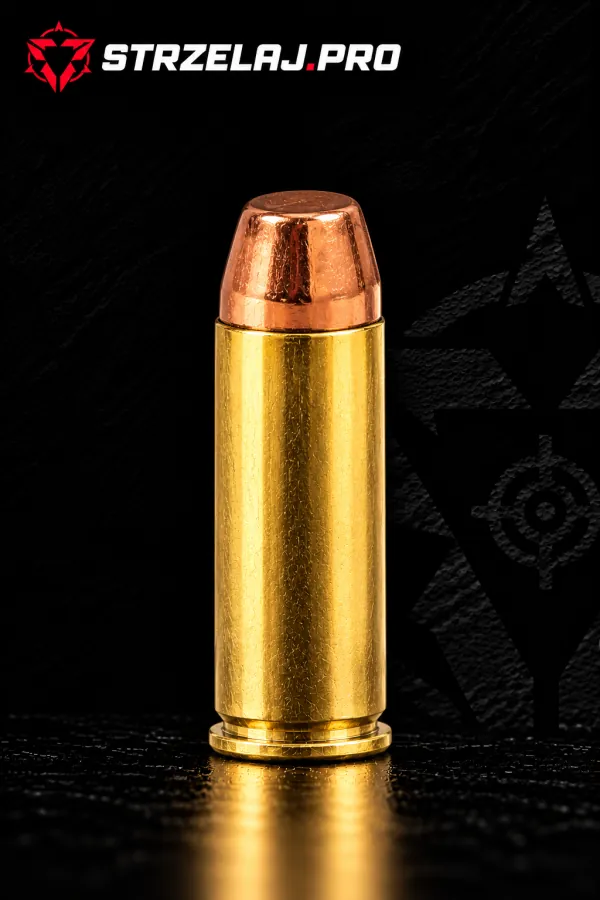 Nabój rewolwerowy .44 Magnum, .44 Remington Magnum: zdjęcie na czarnym tle